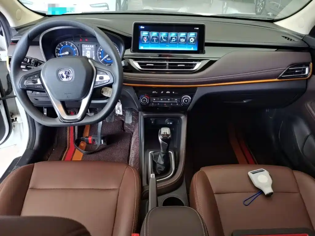 Changan Eado DT 2020 — фото 10