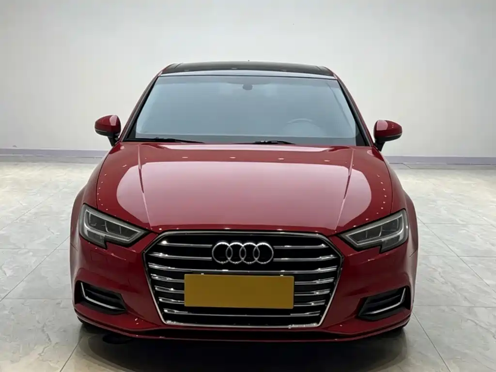 Audi A3 2019 — фото 2