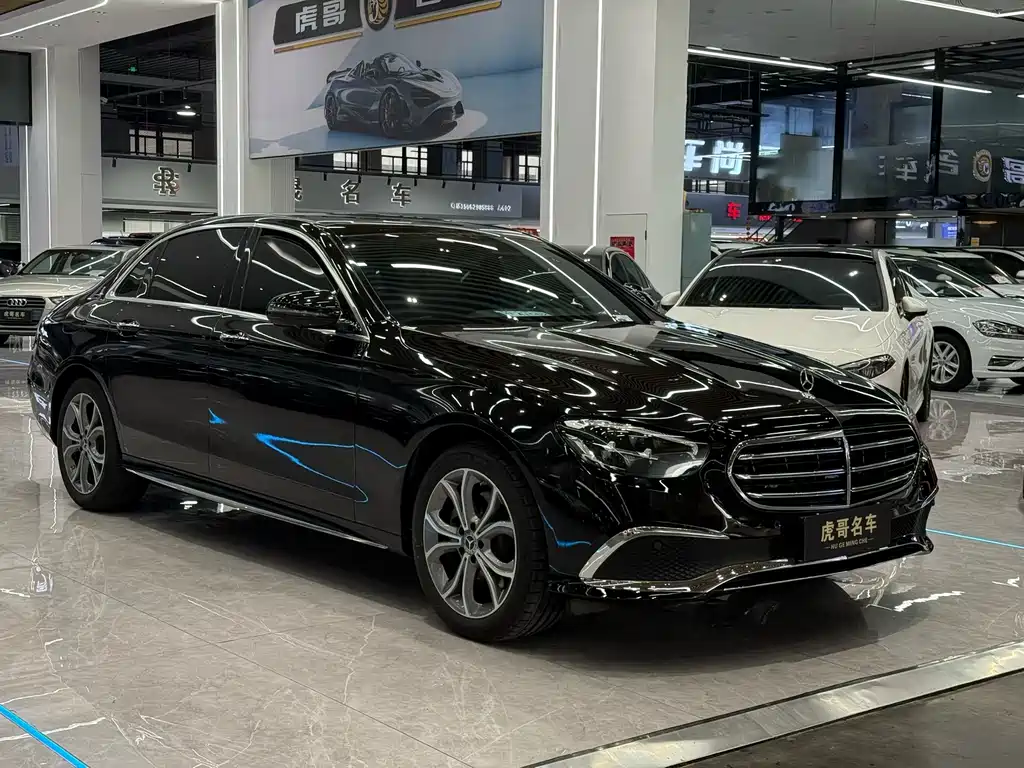 Mercedes-Benz E-Class 2022