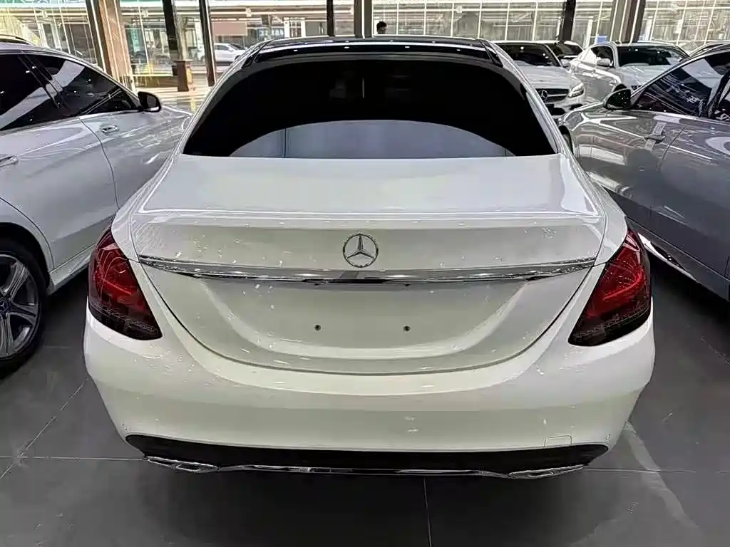 Mercedes-Benz C-Class 2019 — фото 8