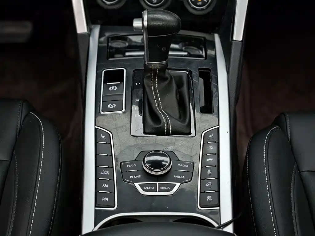 Haval H7 2018 — фото 19