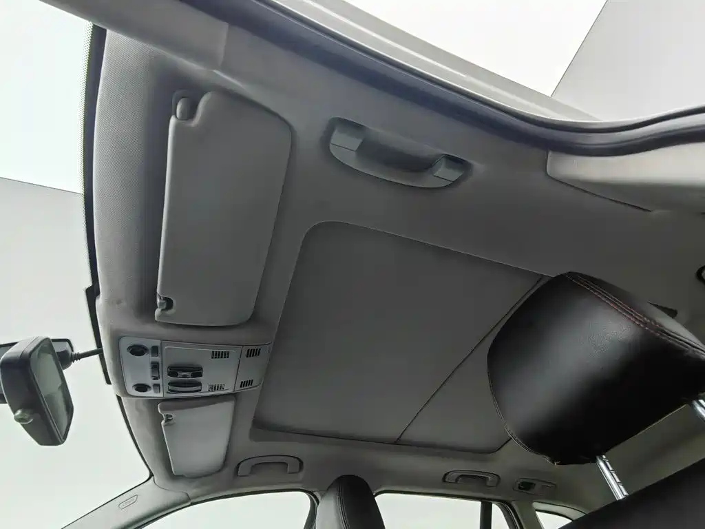 BMW X1 2014 — фото 14