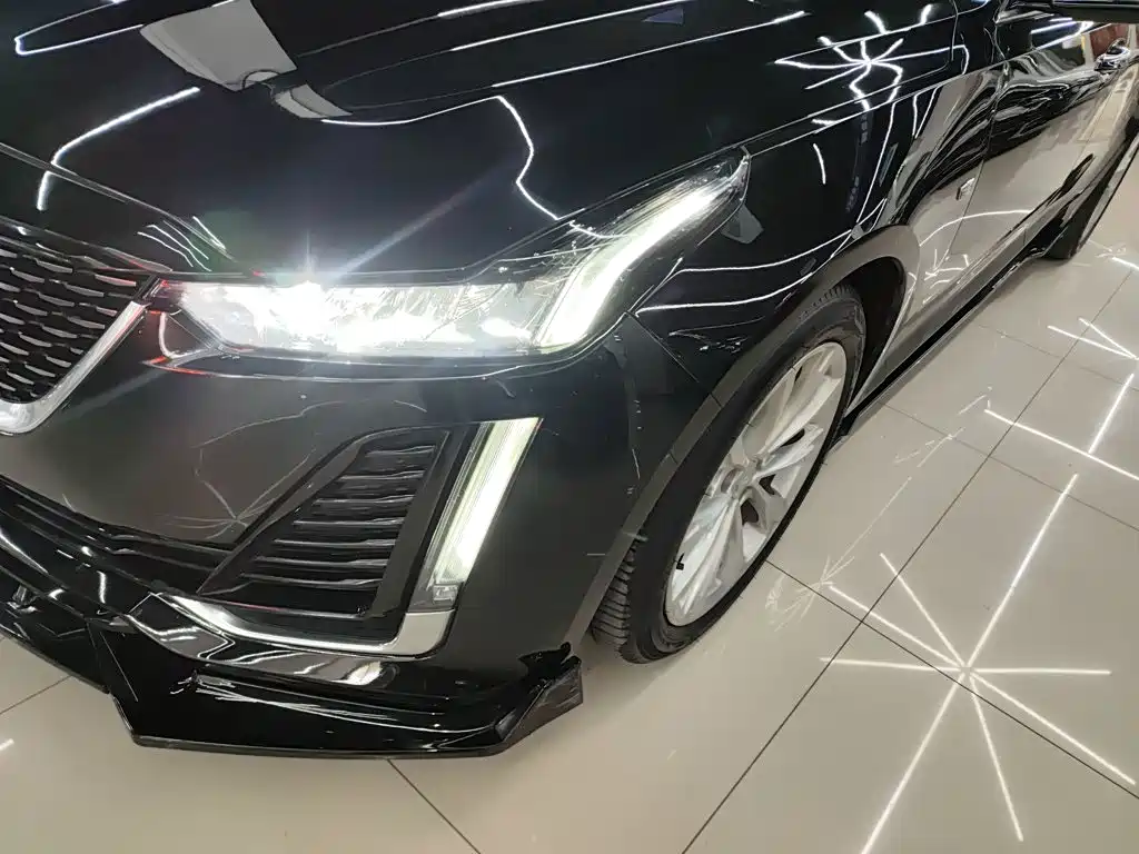 Cadillac CT5 2022 — фото 18