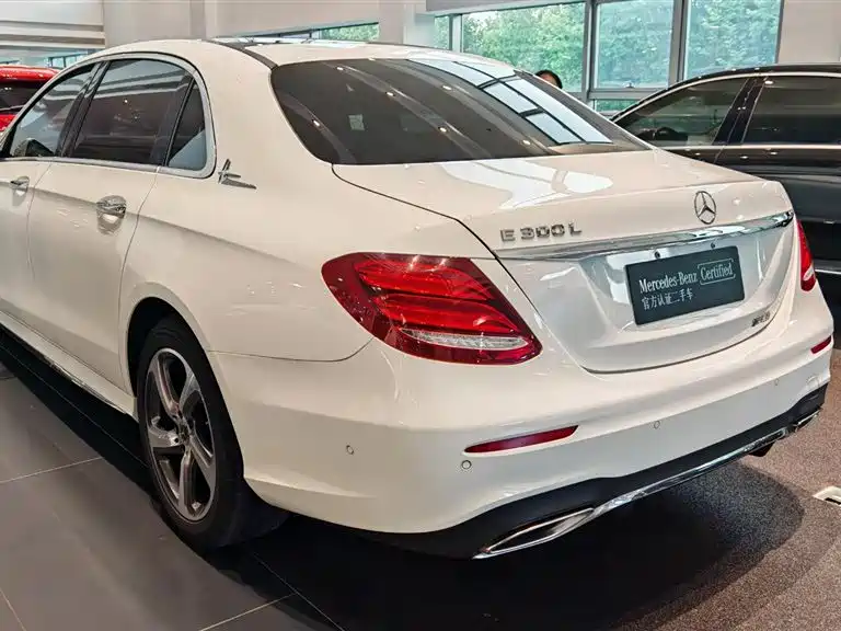 Mercedes-Benz E-Class 2019 — фото 5