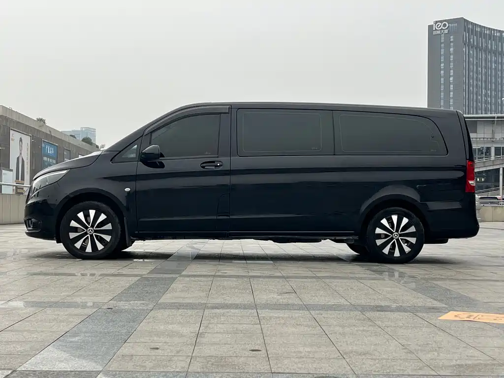 Mercedes-Benz Vito 2021 — фото 7