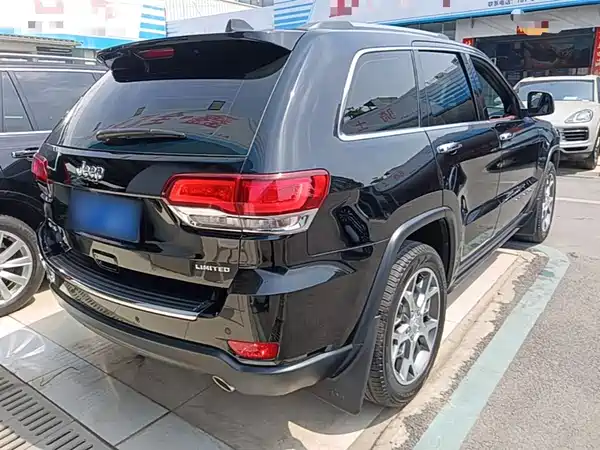 Jeep Grand Cherokee 2020