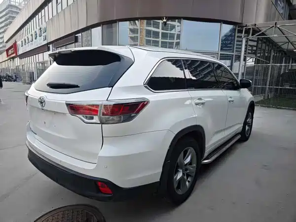 Toyota Highlander 2015