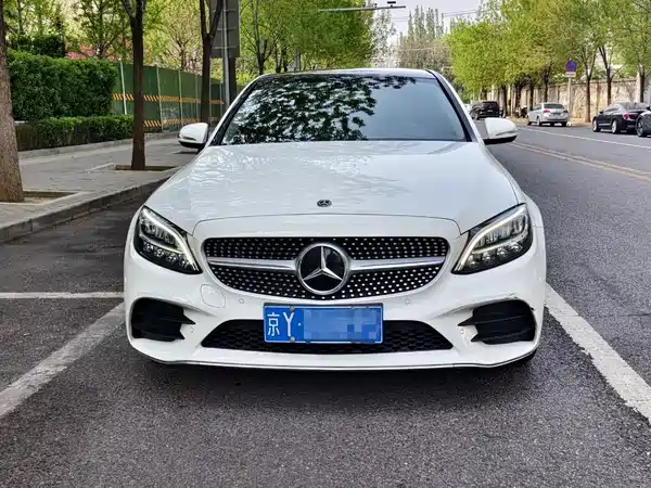 Mercedes-Benz C-Class 2020