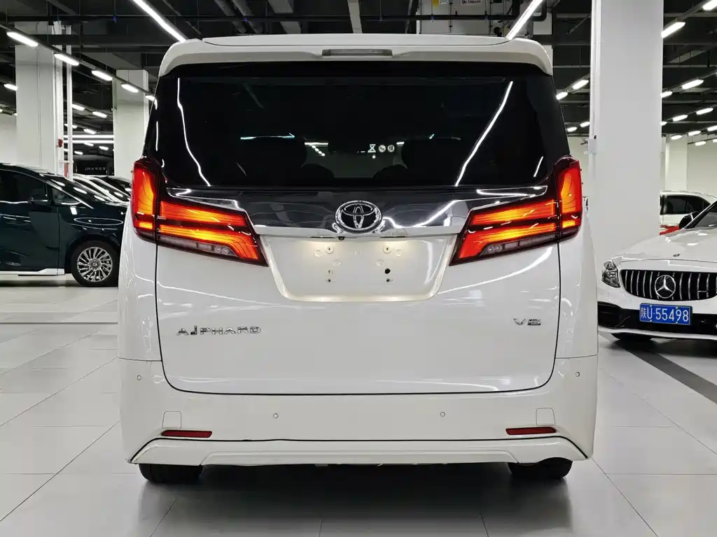 Toyota Alphard 2015 — фото 5
