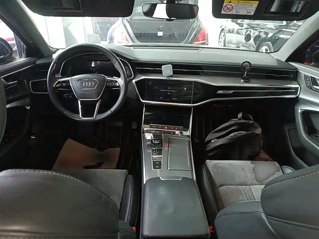 Audi A6L 2022 — фото 10