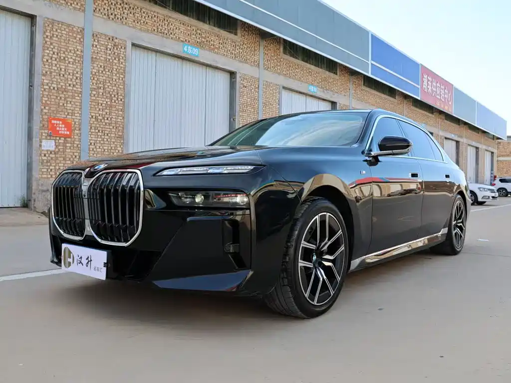 BMW 7 Series 2025