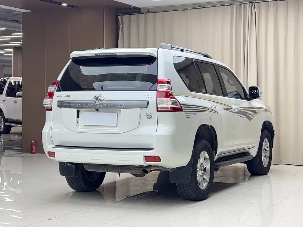 Toyota Prado 2017 — фото 12