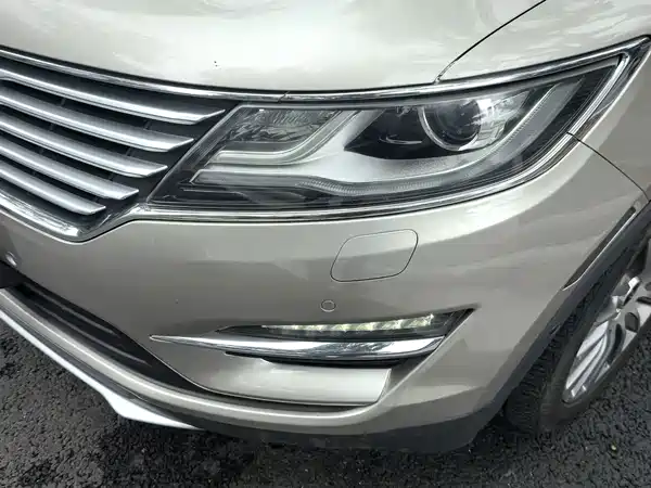 Lincoln MKC 2015