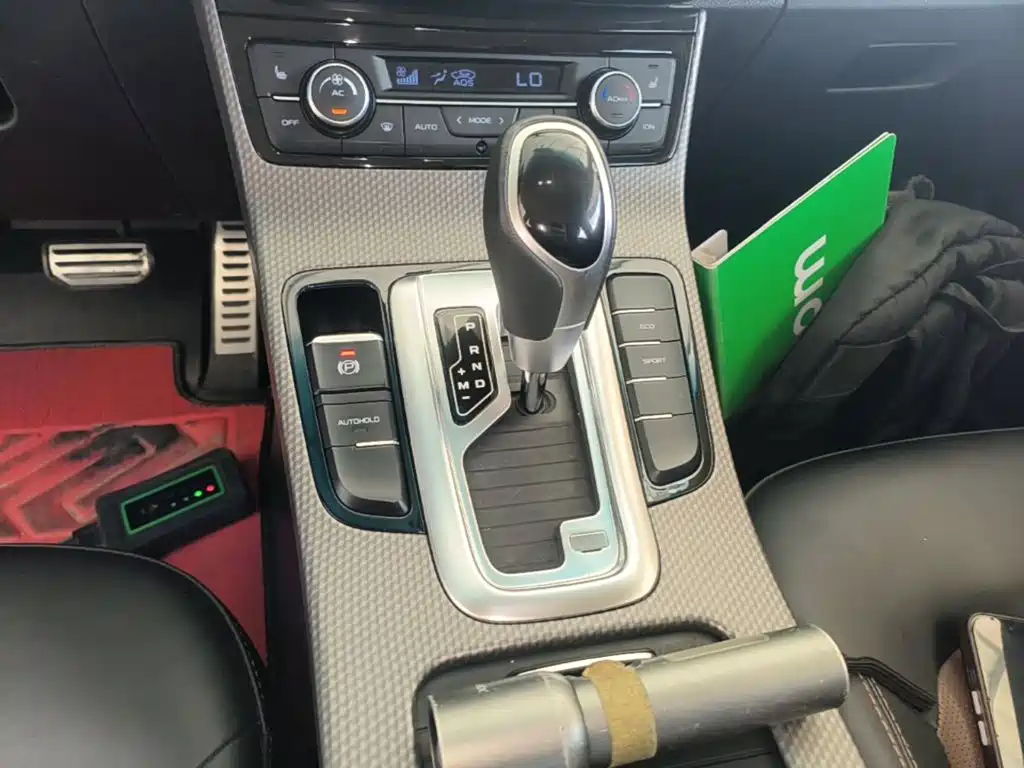 Geely Emgrand GS 2018 — фото 14