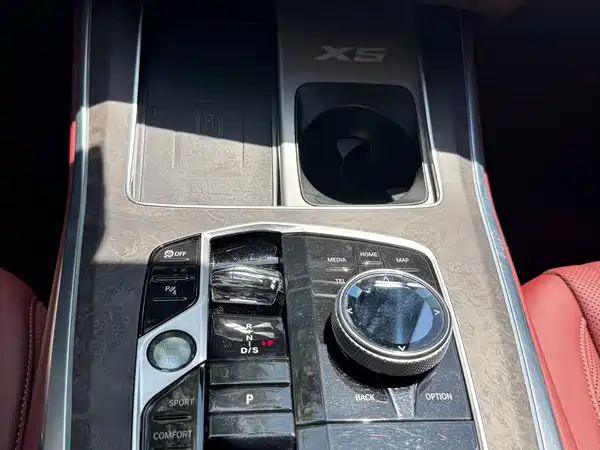 BMW X5 2023