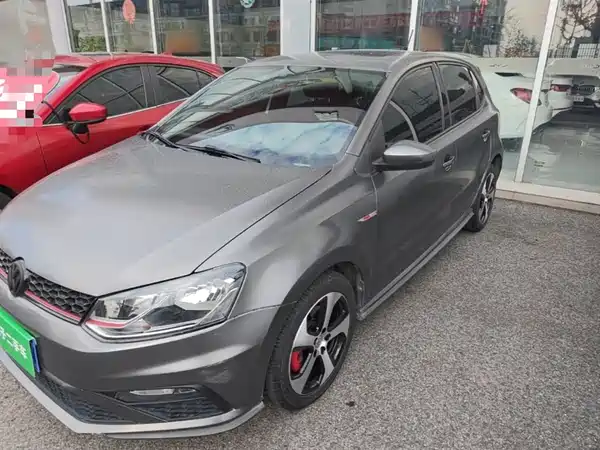 Volkswagen Polo 2015