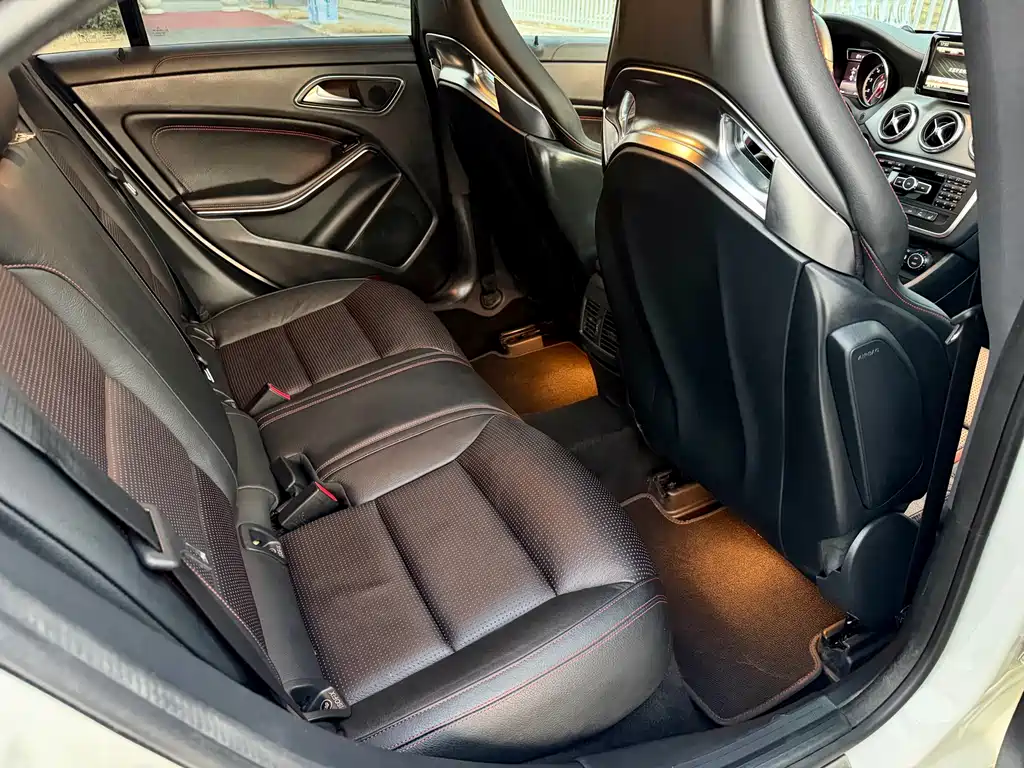 Mercedes-Benz CLA AMG 2014 — фото 11