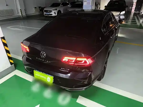 Volkswagen Magotan 2022