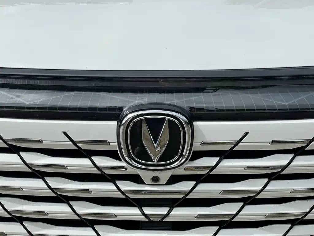 Changan CS75PLUS 2024 — фото 4