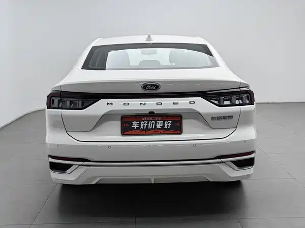 Ford Mondeo 2025