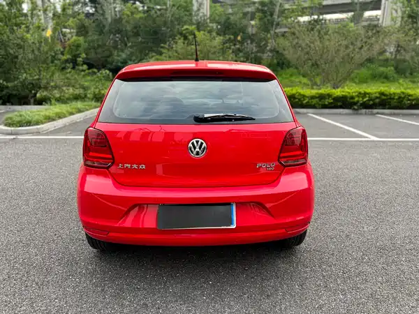 Volkswagen Polo 2016