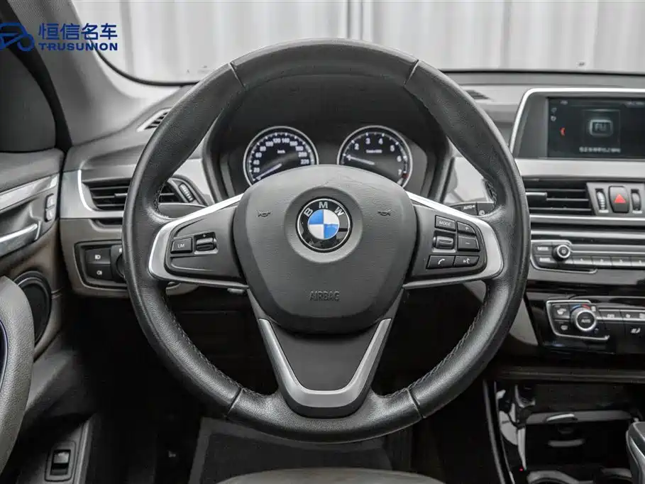 BMW X1 2019 — фото 17