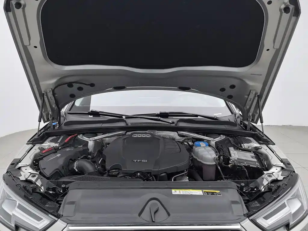 Audi A4L 2017