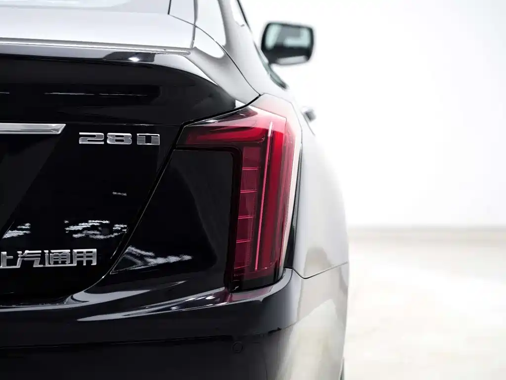 Cadillac CT5 2021 — фото 13