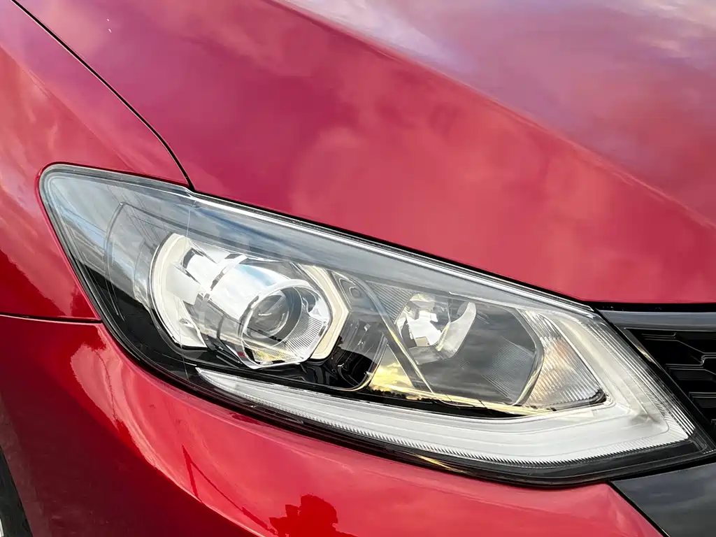 Nissan Tiida 2021 — фото 30
