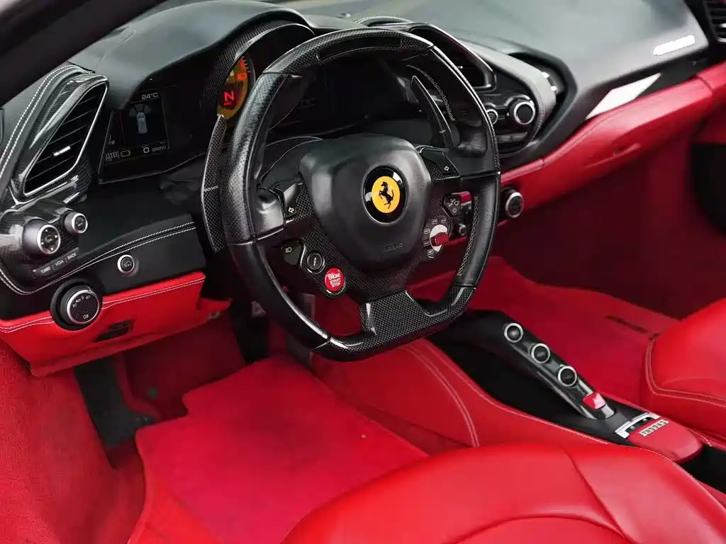 Ferrari 488 2018 — фото 5