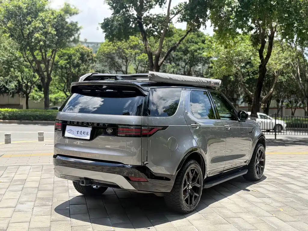 Land Rover Discovery 2022 — фото 10