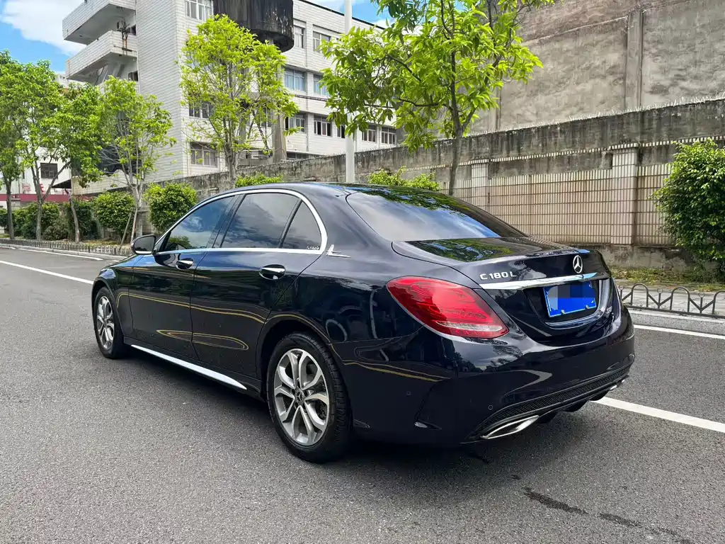 Mercedes-Benz C-Class 2018