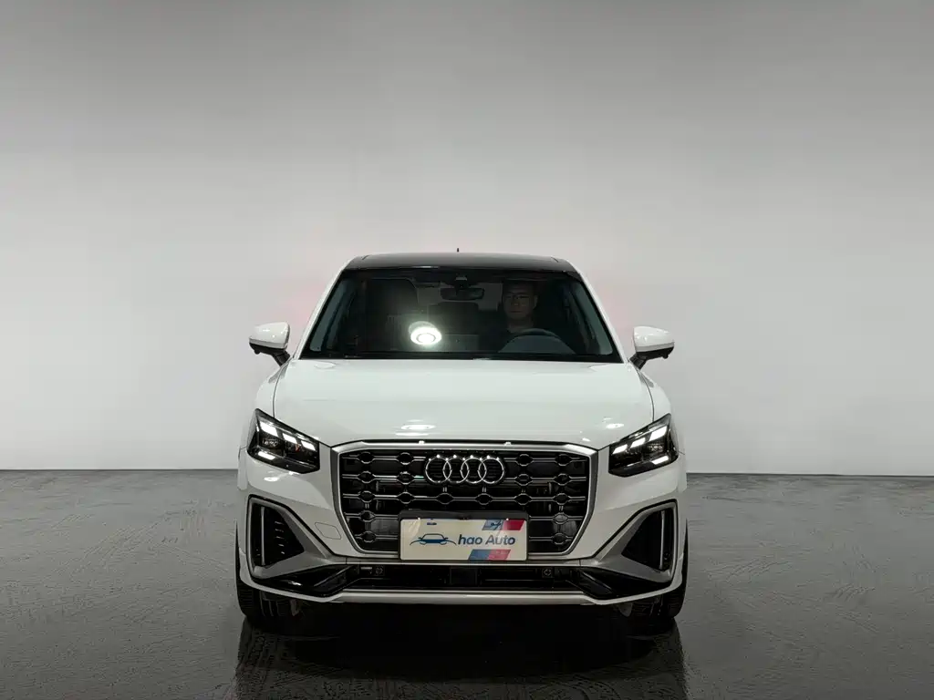 Audi Q2L 2023 — фото 2