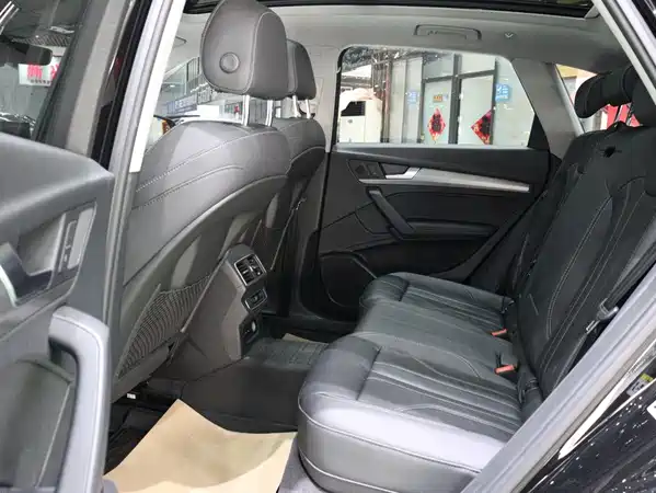 Audi Q5L 2022