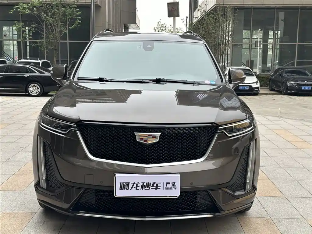 Cadillac XT6 2023 — фото 3