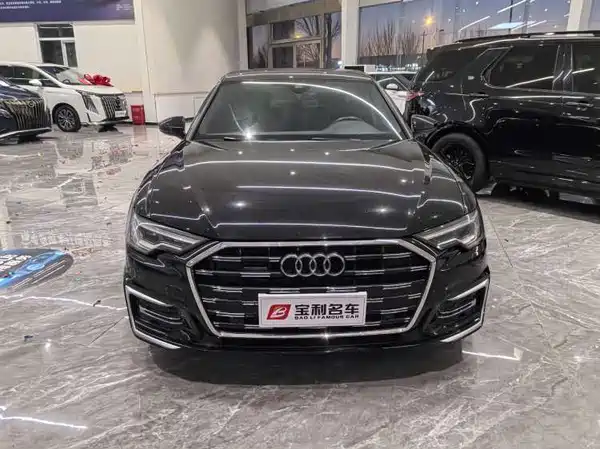 Audi A6L 2022