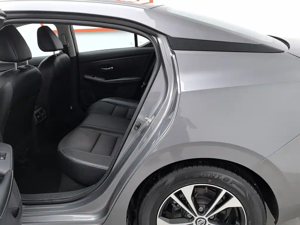 Nissan Sylphy 2023 — фото 15