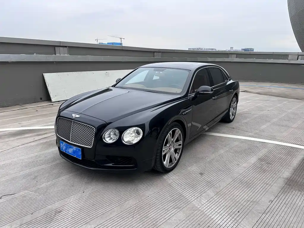 Bentley Flying Spur 2017 — фото 1
