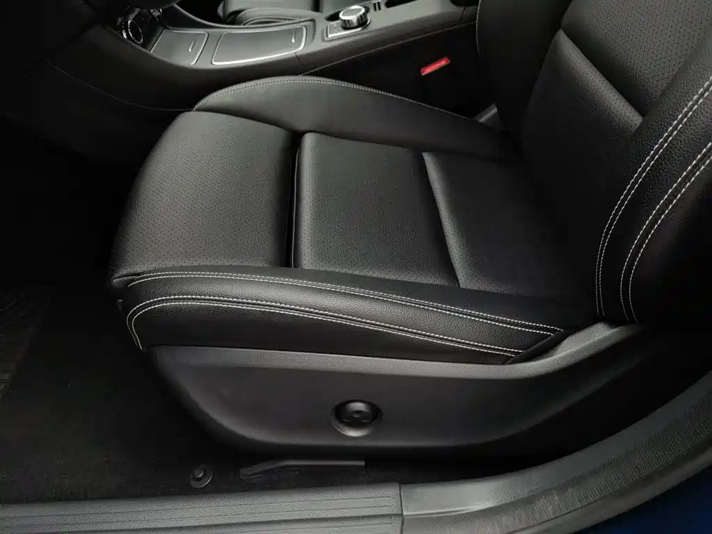 Mercedes-Benz GLA 2019 — фото 20