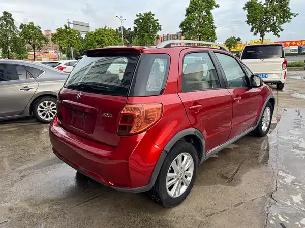 Suzuki Karma 2014
