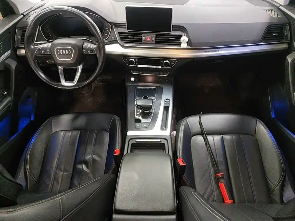 Audi Q5L 2020 — фото 6