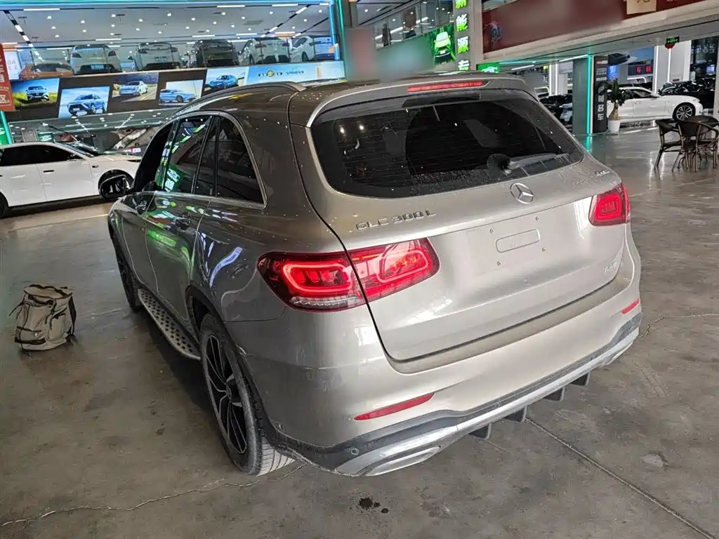 Mercedes-Benz GLC 2020 — фото 23