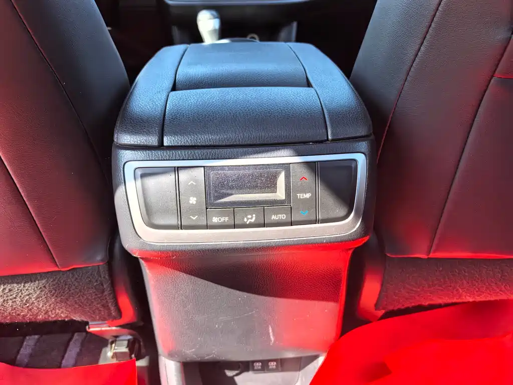 Toyota Highlander 2020 — фото 14