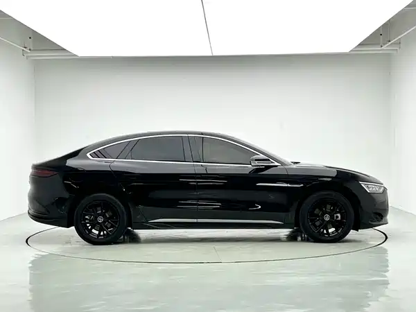 BYD Han 2024