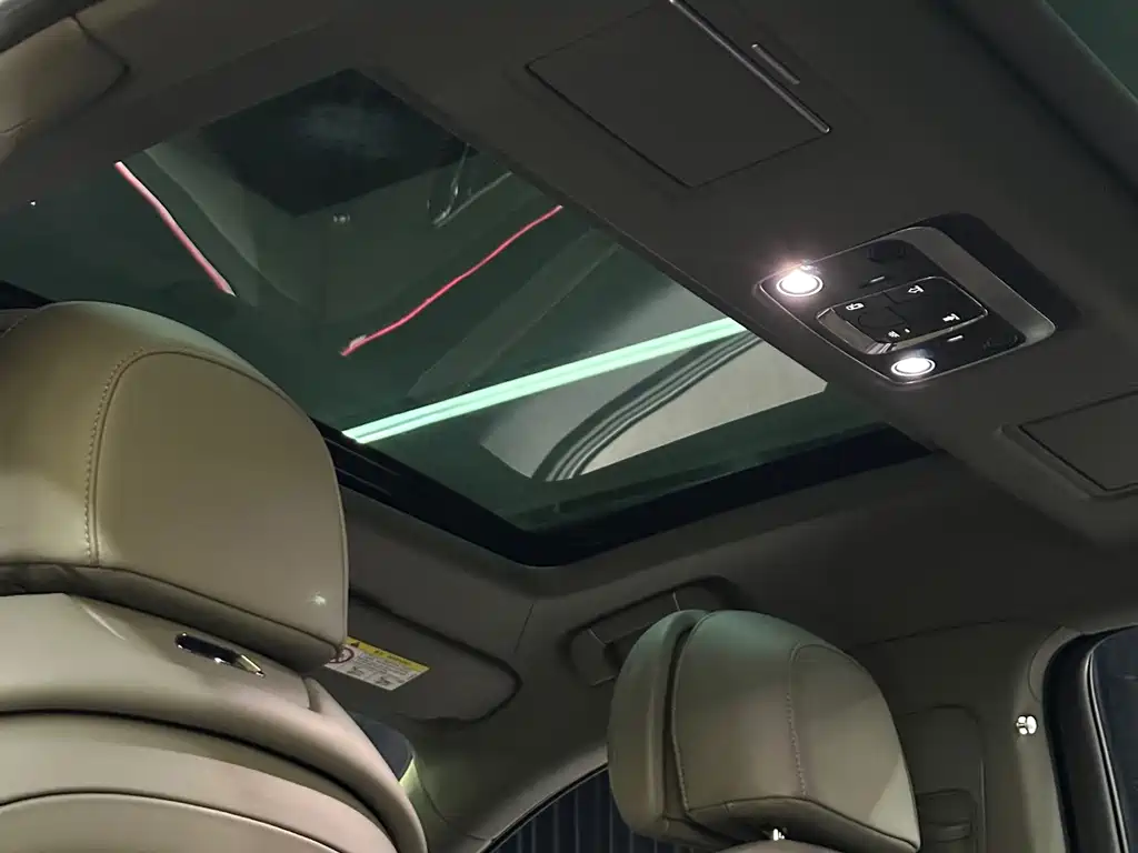 Bentley Flying Spur 2022 — фото 26