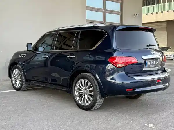 Infiniti QX80 2016