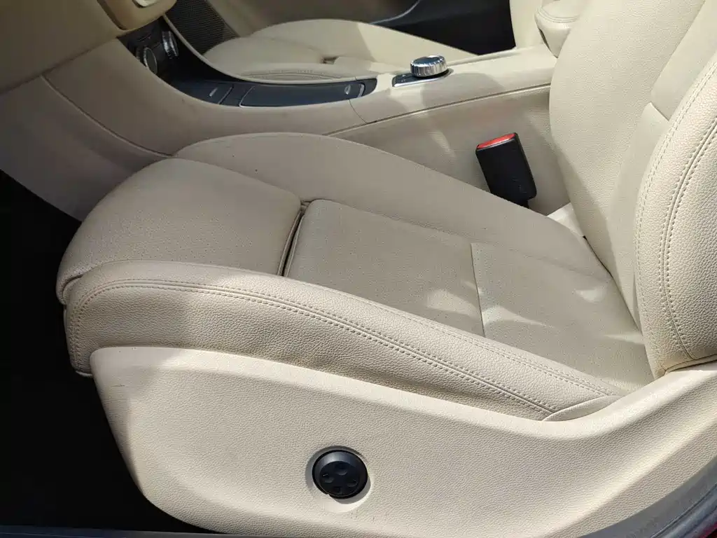 Mercedes-Benz GLA 2017 — фото 23