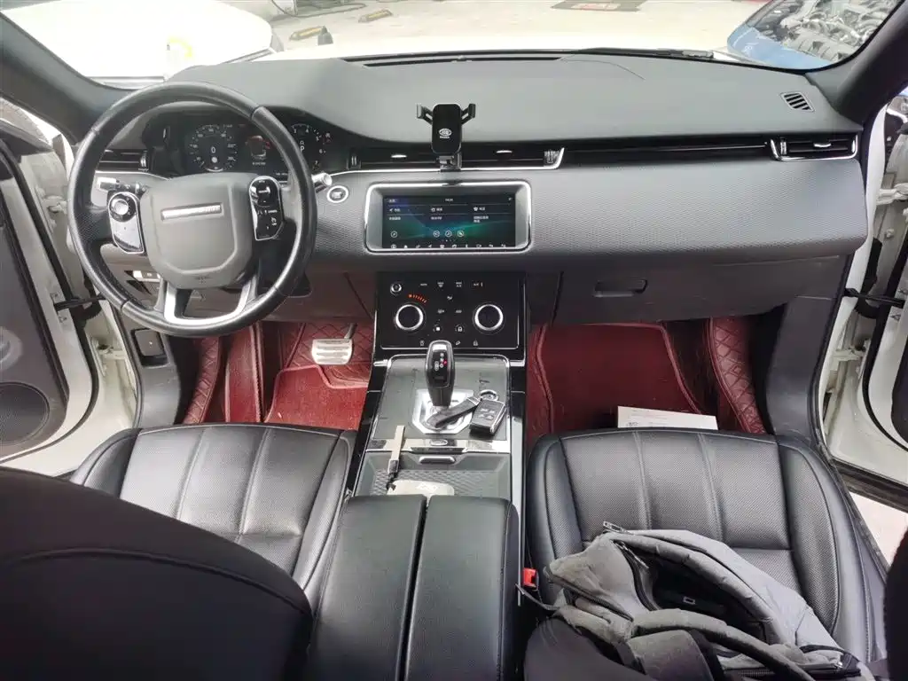 Land Rover Evoque 2020 — фото 10