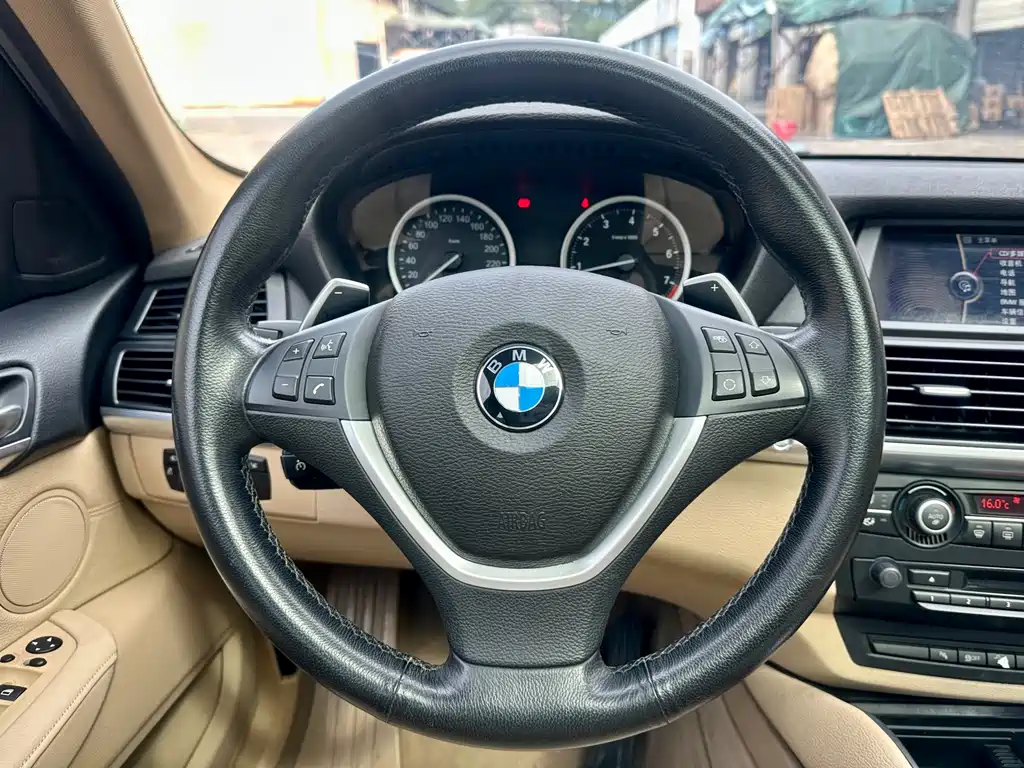 BMW X6 2013 — фото 13