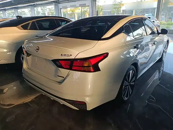 Nissan Teana 2021